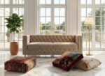 Sofa chesterfield Aspen beżowa przodem w luksusowym wnętrzu